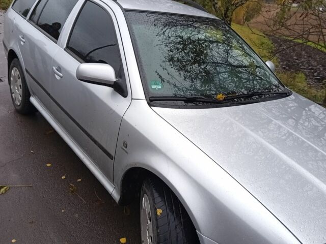 Серый Шкода Октавия, объемом двигателя 1.6 л и пробегом 283 тыс. км за 5850 $, фото 5 на Automoto.ua