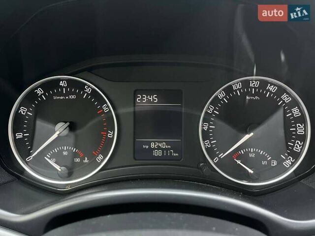 Серый Шкода Октавия, объемом двигателя 1.6 л и пробегом 188 тыс. км за 6900 $, фото 19 на Automoto.ua