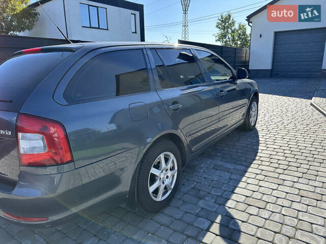 Серый Шкода Октавия, объемом двигателя 1.39 л и пробегом 221 тыс. км за 6700 $, фото 2 на Automoto.ua