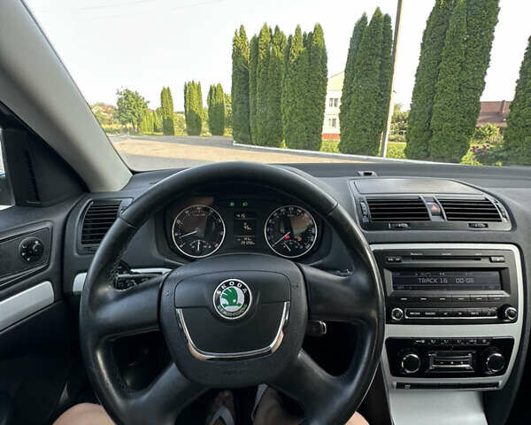 Серый Шкода Октавия, объемом двигателя 1.4 л и пробегом 291 тыс. км за 5950 $, фото 14 на Automoto.ua