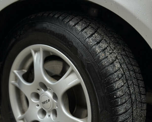 Сірий Шкода Октавія, об'ємом двигуна 1.97 л та пробігом 266 тис. км за 7500 $, фото 22 на Automoto.ua