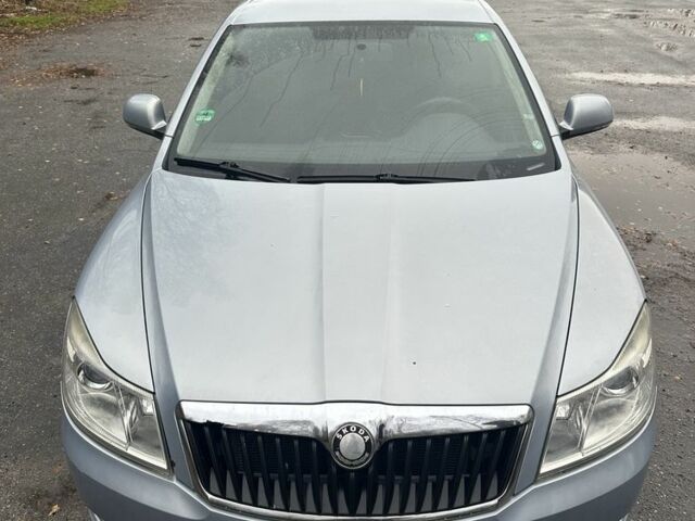 Серый Шкода Октавия, объемом двигателя 1.6 л и пробегом 314 тыс. км за 6150 $, фото 6 на Automoto.ua