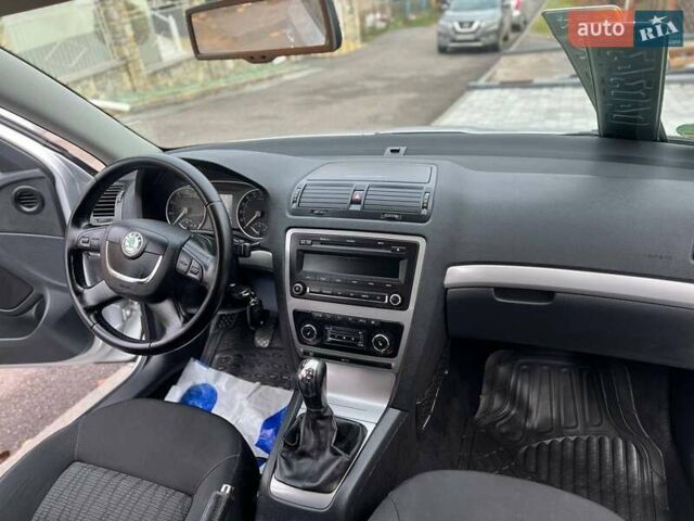 Серый Шкода Октавия, объемом двигателя 1.4 л и пробегом 193 тыс. км за 7599 $, фото 55 на Automoto.ua