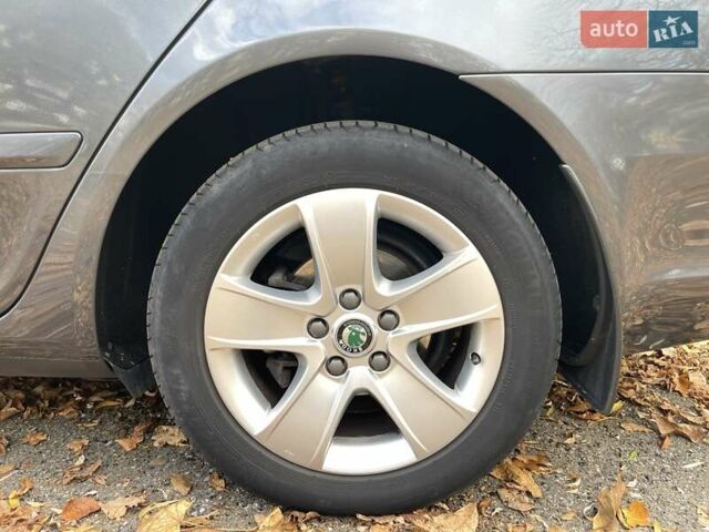 Шкода Октавія 2009 у Калуше на Automoto.ua Сірий Шкода Октавія, об'ємом двигуна 1.4 л та пробігом 200 тис. км за 7400 $, фото 7 на Automoto.ua