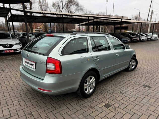 Серый Шкода Октавия, объемом двигателя 1.4 л и пробегом 229 тыс. км за 8000 $, фото 9 на Automoto.ua