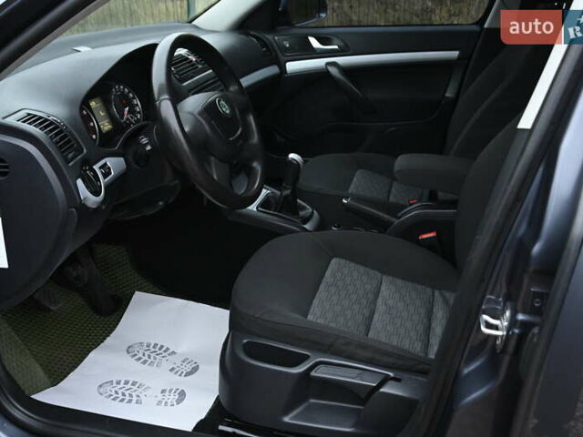 Сірий Шкода Октавія, об'ємом двигуна 1.6 л та пробігом 232 тис. км за 7700 $, фото 7 на Automoto.ua