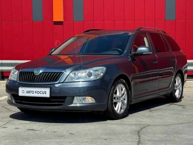 Серый Шкода Октавия, объемом двигателя 1.8 л и пробегом 235 тыс. км за 6990 $, фото 3 на Automoto.ua