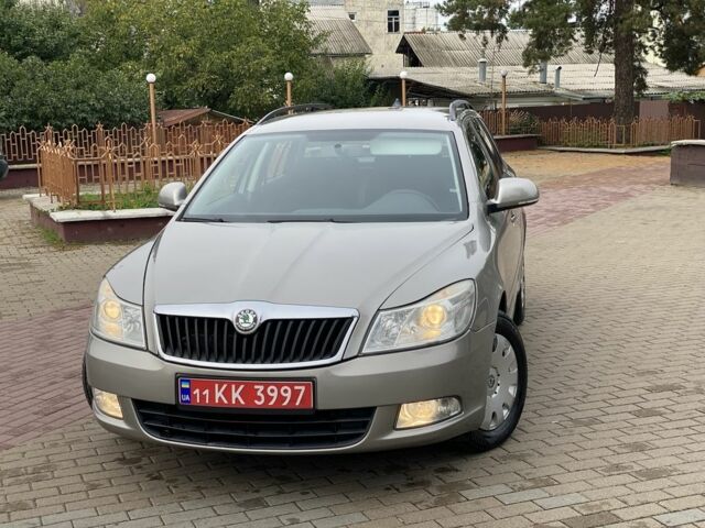 Сірий Шкода Октавія, об'ємом двигуна 1.6 л та пробігом 174 тис. км за 7700 $, фото 7 на Automoto.ua