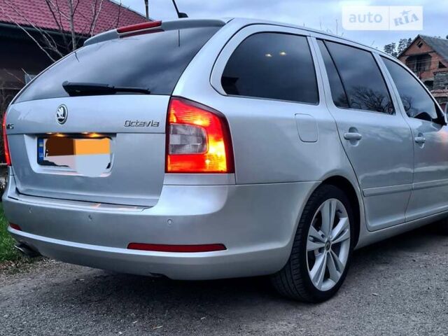 Серый Шкода Октавия, объемом двигателя 1.97 л и пробегом 270 тыс. км за 10200 $, фото 2 на Automoto.ua
