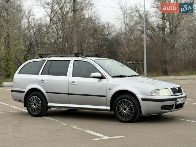 Серый Шкода Октавия, объемом двигателя 1.6 л и пробегом 205 тыс. км за 4750 $, фото 3 на Automoto.ua