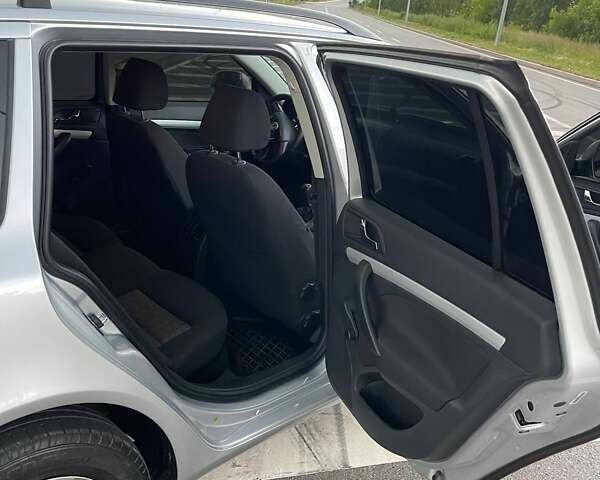 Серый Шкода Октавия, объемом двигателя 1.6 л и пробегом 145 тыс. км за 7800 $, фото 12 на Automoto.ua