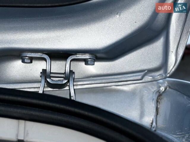 Серый Шкода Октавия, объемом двигателя 1.6 л и пробегом 203 тыс. км за 8099 $, фото 61 на Automoto.ua