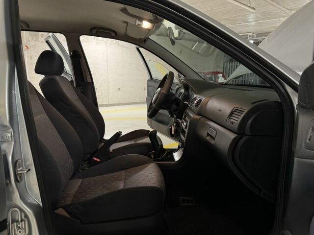 Серый Шкода Октавия, объемом двигателя 1.6 л и пробегом 235 тыс. км за 2900 $, фото 7 на Automoto.ua