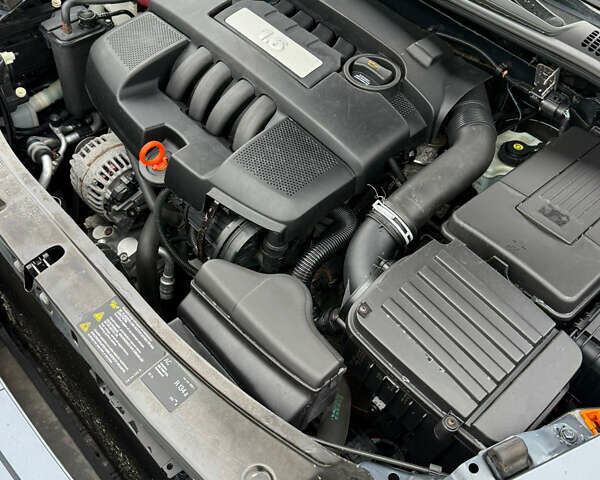 Сірий Шкода Октавія, об'ємом двигуна 1.6 л та пробігом 176 тис. км за 8999 $, фото 97 на Automoto.ua