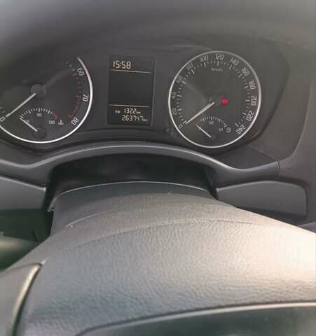 Серый Шкода Октавия, объемом двигателя 1.6 л и пробегом 263 тыс. км за 6950 $, фото 16 на Automoto.ua