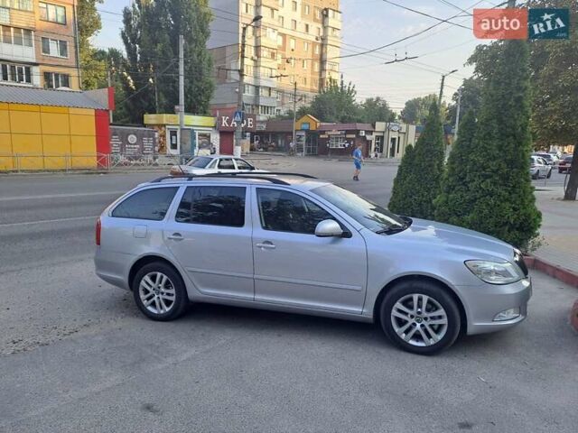 Серый Шкода Октавия, объемом двигателя 1.8 л и пробегом 241 тыс. км за 7700 $, фото 2 на Automoto.ua