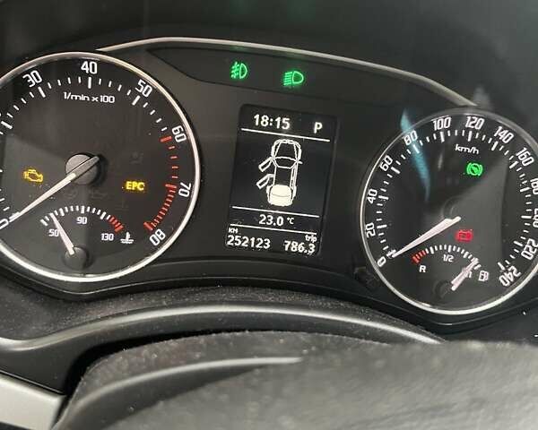 Сірий Шкода Октавія, об'ємом двигуна 1.8 л та пробігом 252 тис. км за 7700 $, фото 3 на Automoto.ua