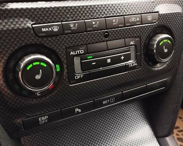 Серый Шкода Октавия, объемом двигателя 1.6 л и пробегом 251 тыс. км за 8300 $, фото 74 на Automoto.ua