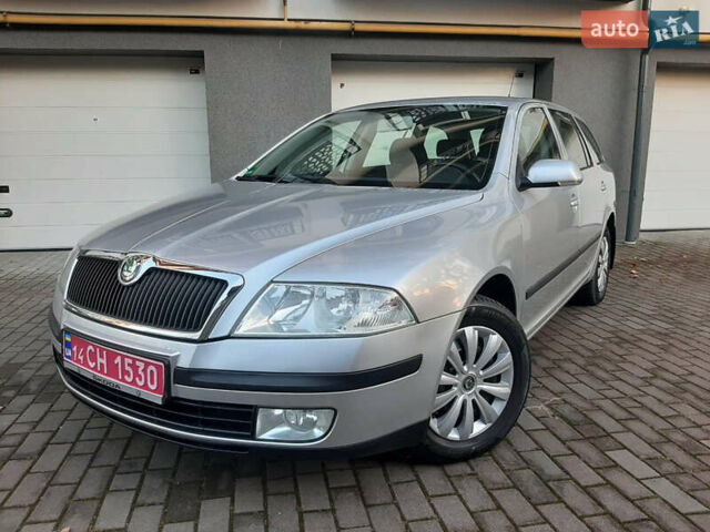 Шкода Октавия 2009 в Коломые на Automoto.ua Серый Шкода Октавия, объемом двигателя 1.6 л и пробегом 162 тыс. км за 6599 $, фото 2 на Automoto.ua