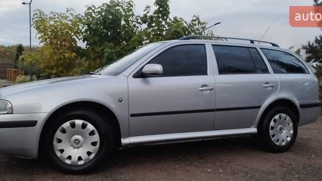 Серый Шкода Октавия, объемом двигателя 1.6 л и пробегом 113 тыс. км за 6499 $, фото 87 на Automoto.ua