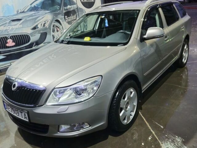 Серый Шкода Октавия, объемом двигателя 1.4 л и пробегом 236 тыс. км за 5800 $, фото 3 на Automoto.ua