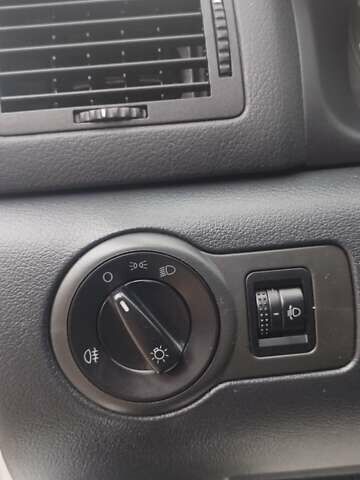 Серый Шкода Октавия, объемом двигателя 1.6 л и пробегом 113 тыс. км за 6499 $, фото 30 на Automoto.ua