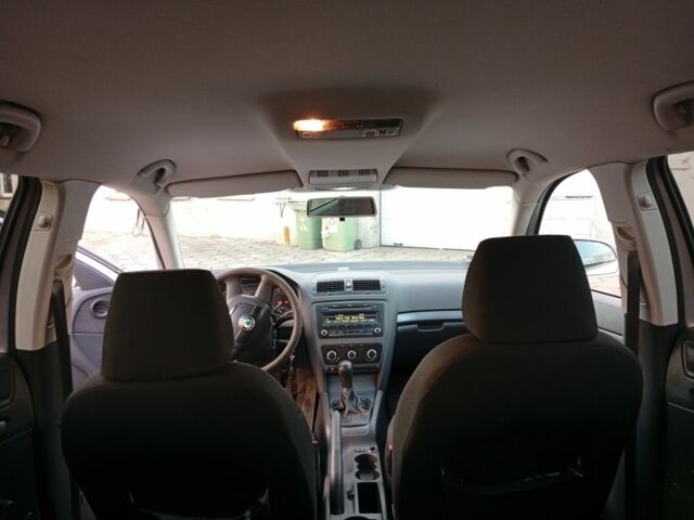 Шкода Октавія 2009 у Немирове на Automoto.ua Сірий Шкода Октавія, об'ємом двигуна 1.9 л та пробігом 342 тис. км за 2850 $, фото 7 на Automoto.ua