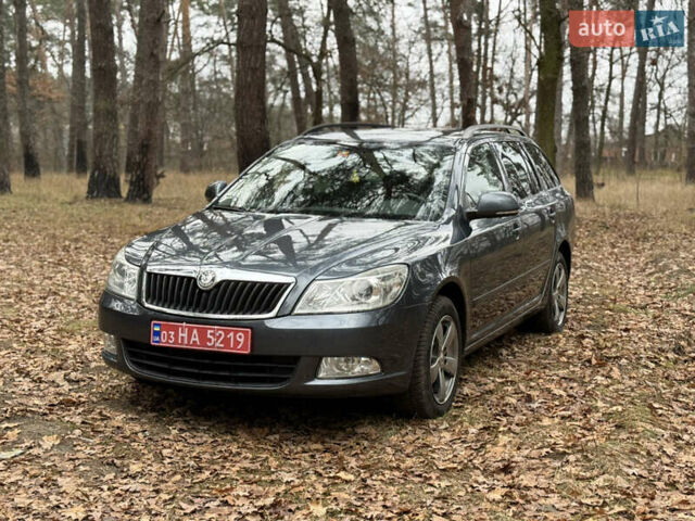 Серый Шкода Октавия, объемом двигателя 1.8 л и пробегом 220 тыс. км за 8200 $, фото 2 на Automoto.ua