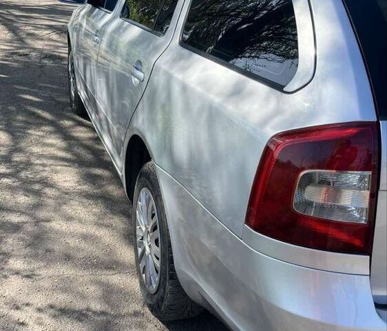 Серый Шкода Октавия, объемом двигателя 1.9 л и пробегом 283 тыс. км за 7300 $, фото 2 на Automoto.ua