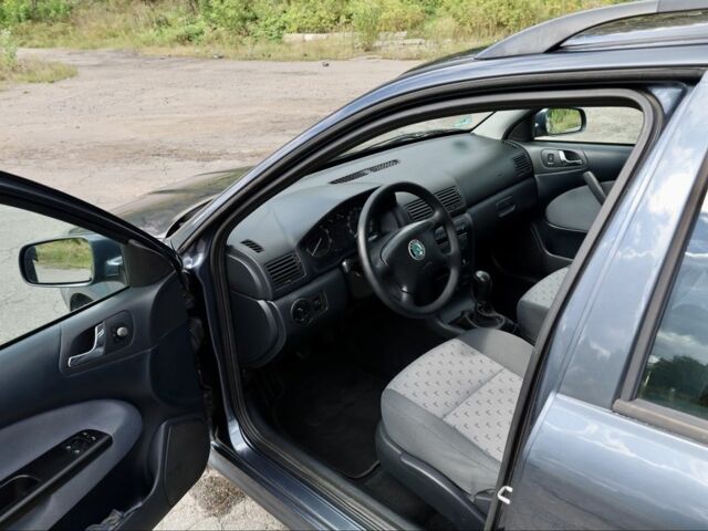 Серый Шкода Октавия, объемом двигателя 1.6 л и пробегом 199 тыс. км за 6400 $, фото 11 на Automoto.ua