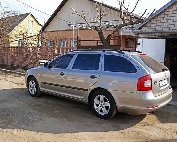 Сірий Шкода Октавія, об'ємом двигуна 1.4 л та пробігом 170 тис. км за 7500 $, фото 2 на Automoto.ua