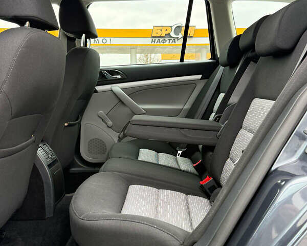 Сірий Шкода Октавія, об'ємом двигуна 1.6 л та пробігом 176 тис. км за 8999 $, фото 75 на Automoto.ua