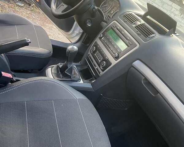 Серый Шкода Октавия, объемом двигателя 1.8 л и пробегом 263 тыс. км за 6750 $, фото 15 на Automoto.ua