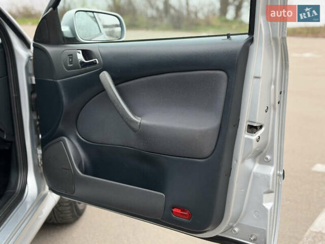 Серый Шкода Октавия, объемом двигателя 1.6 л и пробегом 205 тыс. км за 4750 $, фото 18 на Automoto.ua