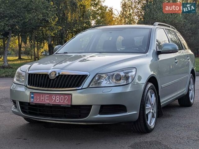 Серый Шкода Октавия, объемом двигателя 1.6 л и пробегом 201 тыс. км за 7699 $, фото 44 на Automoto.ua
