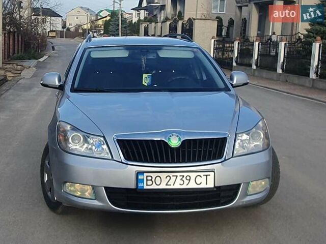 Серый Шкода Октавия, объемом двигателя 1.6 л и пробегом 351 тыс. км за 6100 $, фото 2 на Automoto.ua