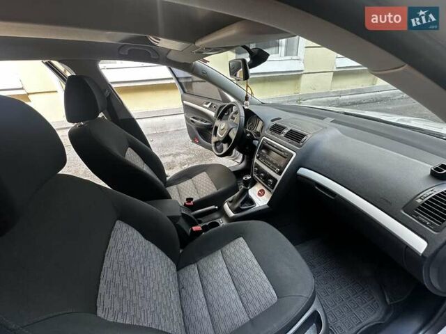 Сірий Шкода Октавія, об'ємом двигуна 1.6 л та пробігом 245 тис. км за 5999 $, фото 23 на Automoto.ua