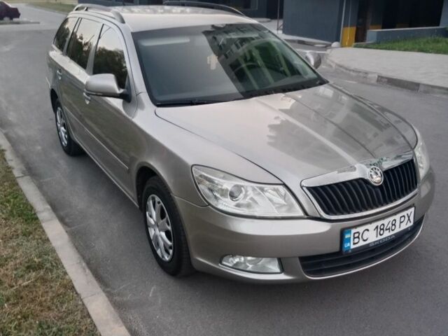 Серый Шкода Октавия, объемом двигателя 1.6 л и пробегом 270 тыс. км за 5600 $, фото 4 на Automoto.ua