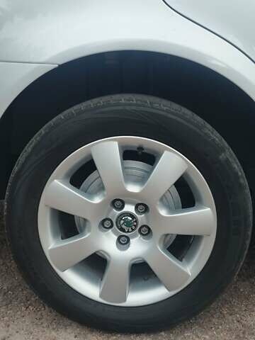 Серый Шкода Октавия, объемом двигателя 1.6 л и пробегом 113 тыс. км за 6499 $, фото 72 на Automoto.ua