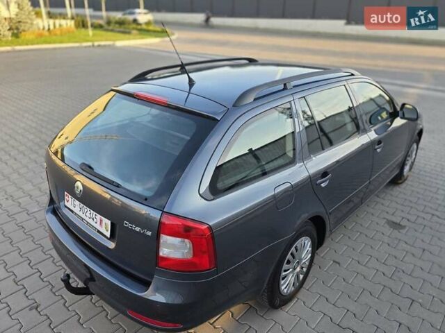 Серый Шкода Октавия, объемом двигателя 1.8 л и пробегом 202 тыс. км за 6900 $, фото 5 на Automoto.ua