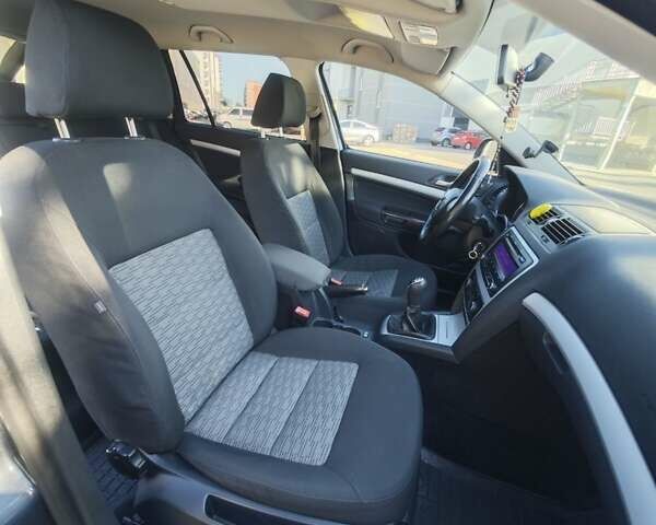 Серый Шкода Октавия, объемом двигателя 1.6 л и пробегом 293 тыс. км за 7650 $, фото 19 на Automoto.ua
