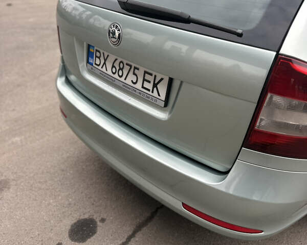 Серый Шкода Октавия, объемом двигателя 1.6 л и пробегом 261 тыс. км за 6100 $, фото 4 на Automoto.ua