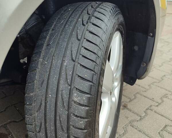 Сірий Шкода Октавія, об'ємом двигуна 1.6 л та пробігом 195 тис. км за 7800 $, фото 55 на Automoto.ua