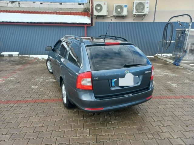 Шкода Октавия 2009 в Мукачеве на Automoto.ua Серый Шкода Октавия, объемом двигателя 0 л и пробегом 219 тыс. км за 7500 $, фото 4 на Automoto.ua