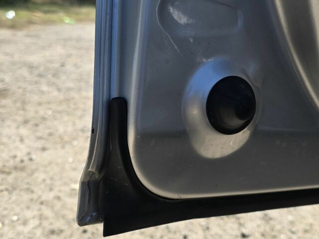 Серый Шкода Октавия, объемом двигателя 2 л и пробегом 240 тыс. км за 8600 $, фото 15 на Automoto.ua