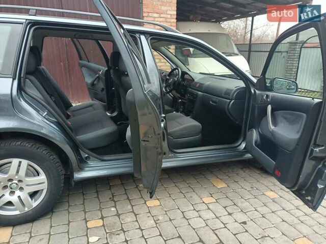 Серый Шкода Октавия, объемом двигателя 1.6 л и пробегом 224 тыс. км за 5999 $, фото 25 на Automoto.ua