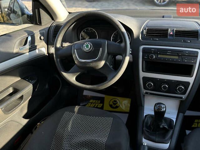 Серый Шкода Октавия, объемом двигателя 1.39 л и пробегом 188 тыс. км за 6600 $, фото 12 на Automoto.ua