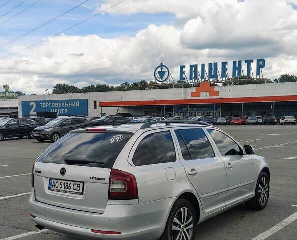 Сірий Шкода Октавія, об'ємом двигуна 2 л та пробігом 370 тис. км за 7300 $, фото 7 на Automoto.ua