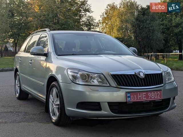Серый Шкода Октавия, объемом двигателя 1.6 л и пробегом 201 тыс. км за 7699 $, фото 77 на Automoto.ua