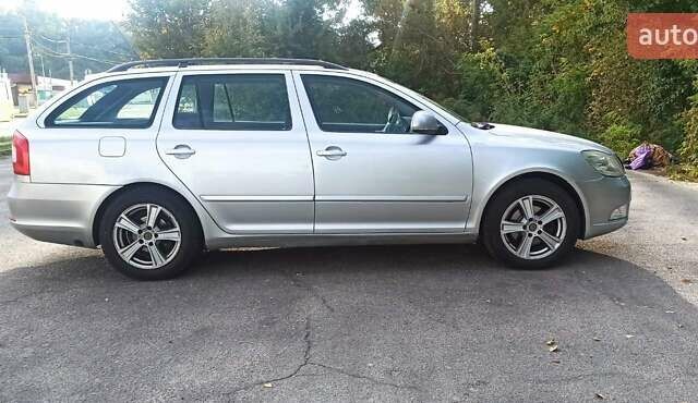 Сірий Шкода Октавія, об'ємом двигуна 1.8 л та пробігом 231 тис. км за 7300 $, фото 6 на Automoto.ua